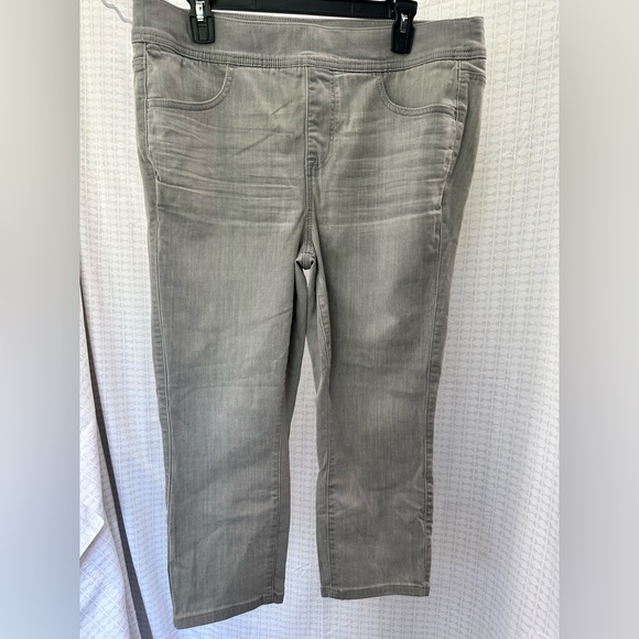 Lean jeans by torrid - Picture 1 of 2